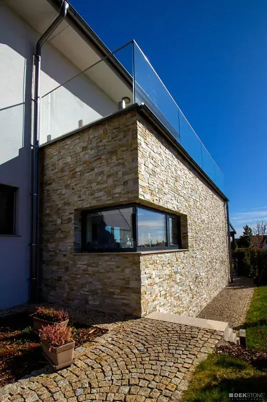 Q010 Golden Quartzite plošný díl - Lepený (0,378 m2)